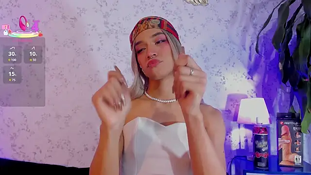 alana_madison10's cam snapshot