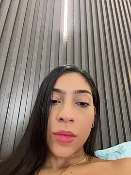 Ema_azel's cam snapshot