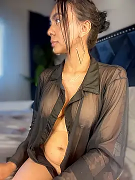 LuckyGoddessXXX's cam snapshot