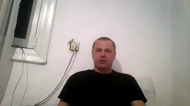 Ivan9iutt's cam snapshot