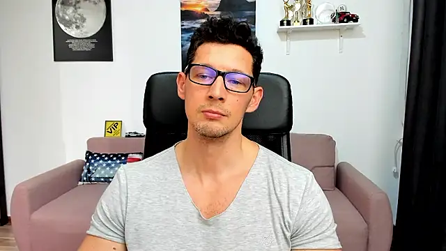 BrutusK08's cam snapshot