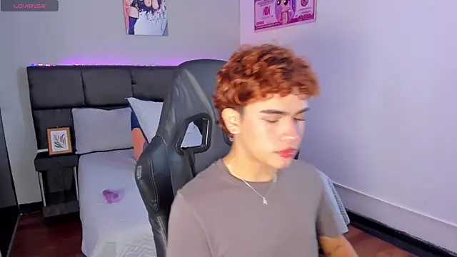 Aiiden_15 live sex cam