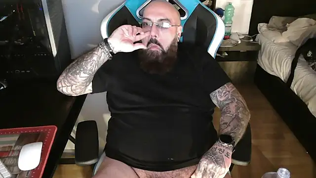 kh40xxxx's cam snapshot