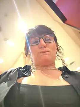 ZhenjaPoledance live sex cam