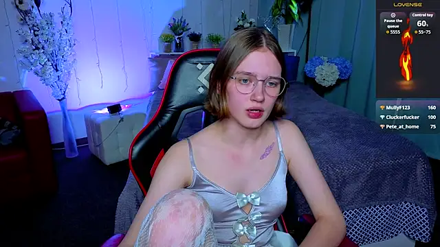 Mia_Mooore live sex cam