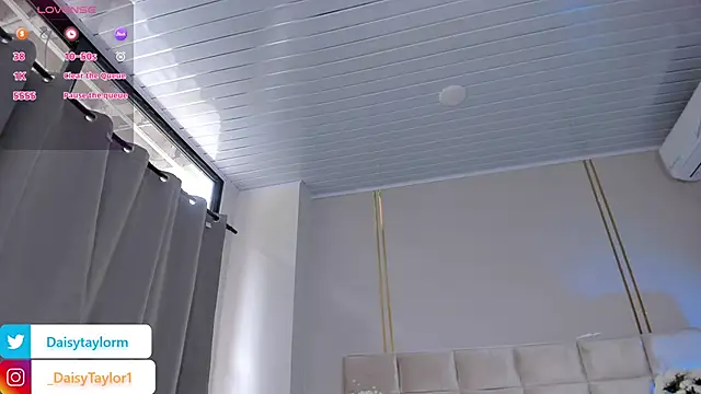 DaisyTaylor__ live sex cam