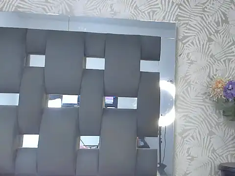 Butterflyyxxx's cam snapshot