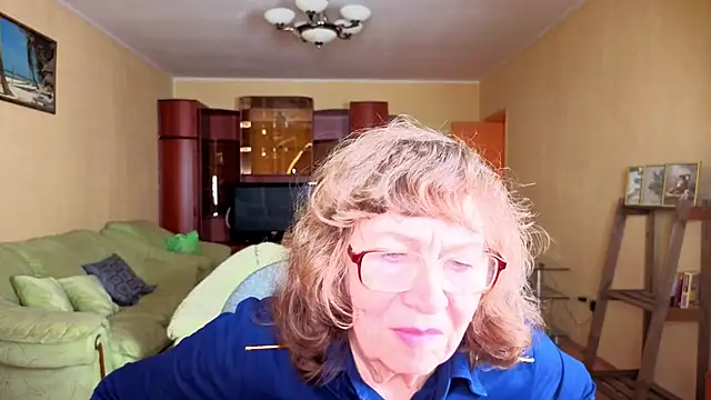 Betty_Brick's cam snapshot