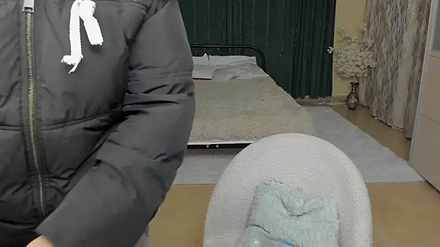 LiliaMoons's cam snapshot