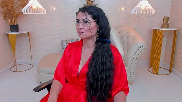 MiaMaturee's cam snapshot