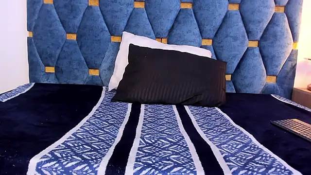 Michel_fitnes's cam snapshot