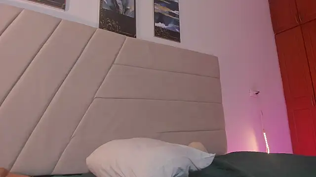 rosse_taylorx1's cam snapshot