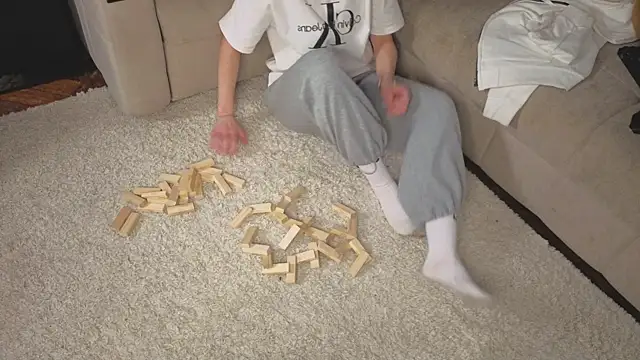 MarcyRoches's cam snapshot