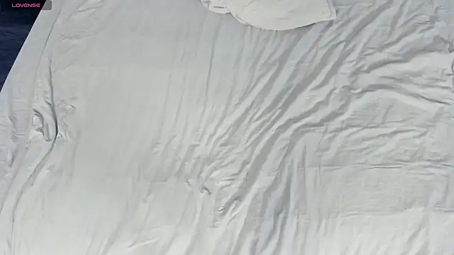 MondoNeko live sex cam