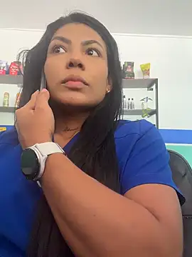 Sarah_Hinata live sex cam