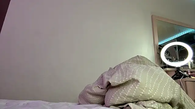 Dina_Cams's cam snapshot