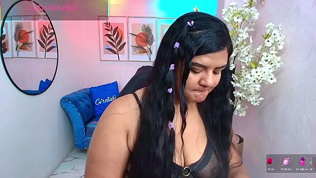 Emiily__Rousse's cam snapshot