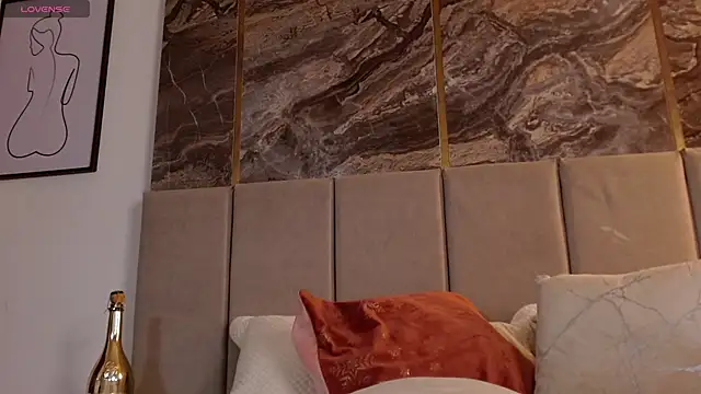 Lunea_kane's cam snapshot