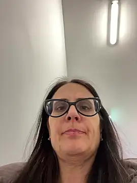 NataKitten live sex cam