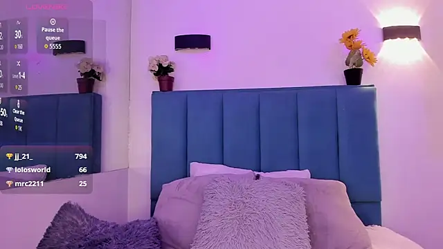 Anniie__Evans's cam snapshot