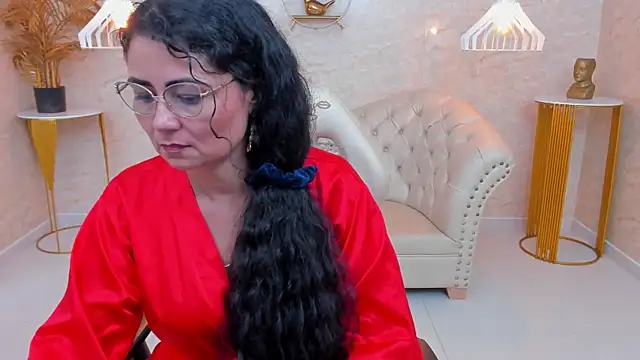 MiaMaturee's cam snapshot