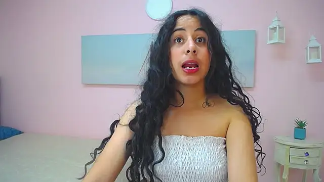 scarlett_clyde's cam snapshot