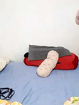 horny_girl33's cam snapshot