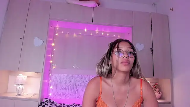 GabyMason_'s cam snapshot