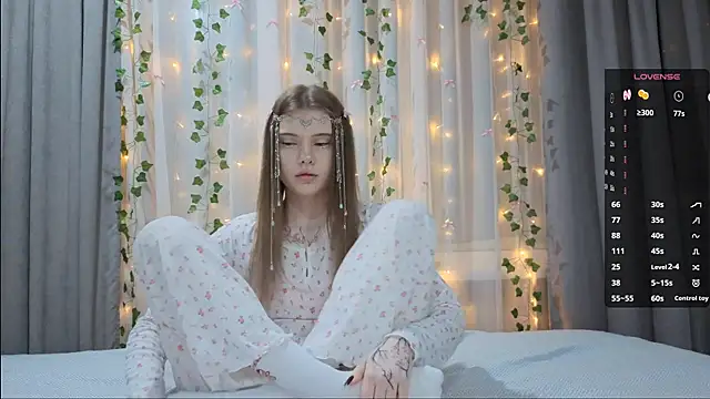 CarolinePepper live sex cam