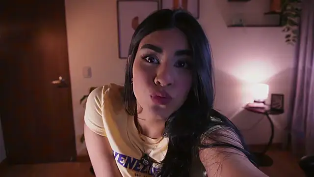 Isabella_dior's cam snapshot