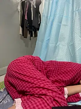 berry_alma06's cam snapshot