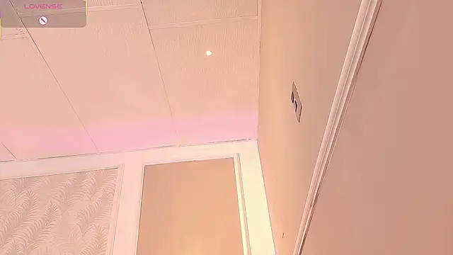 madison_fox1's cam snapshot