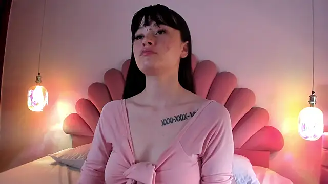 AnnaMitchells's cam snapshot