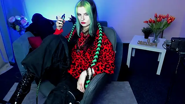 ToxicKittyy's cam snapshot