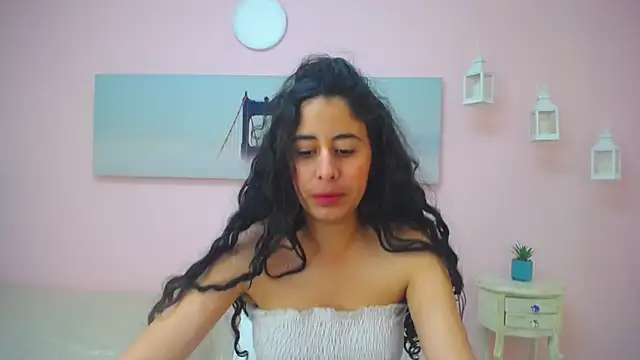 scarlett_clyde's cam snapshot