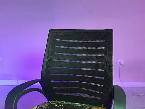 CutieVibe01's cam snapshot