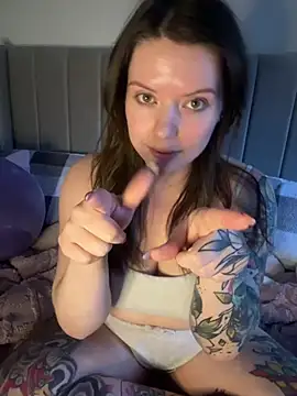 Ragdoll131 live sex cam