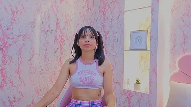 IssaSkinny's cam snapshot