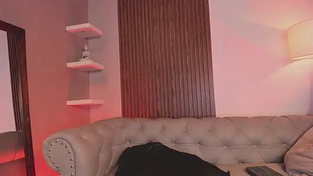 liam_collins21's cam snapshot