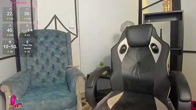 CatalinaMartinezz_'s cam snapshot