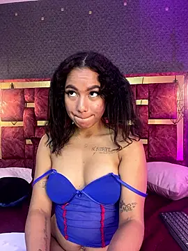 Tatianapink18's cam snapshot