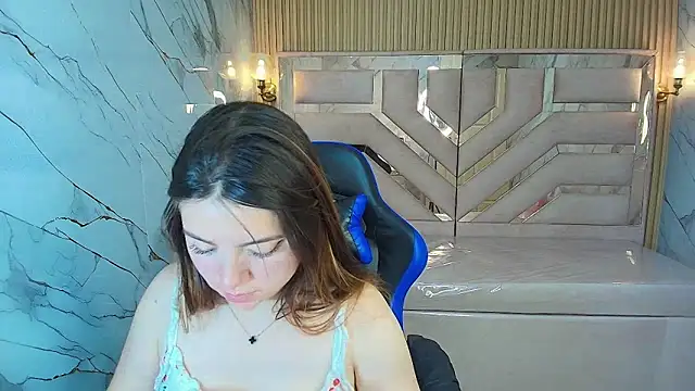 emily__r__'s cam snapshot