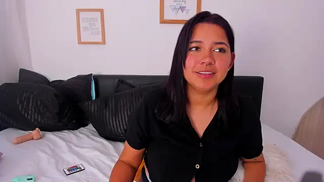 tamaraspencer_'s cam snapshot