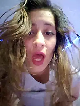 aytanna_torrez's cam snapshot