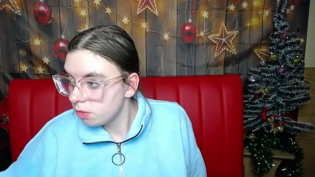 MaryCholls's cam snapshot