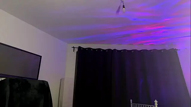 LiamFoster's cam snapshot