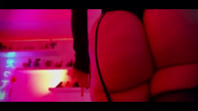 albaismynameX's cam snapshot