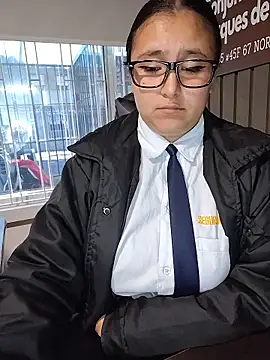 Cute_Penelope's cam snapshot