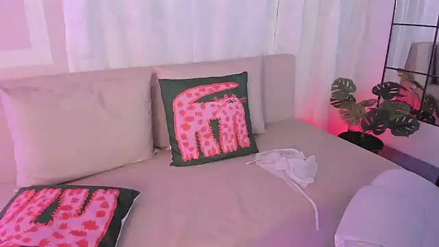 liaamoon_'s cam snapshot