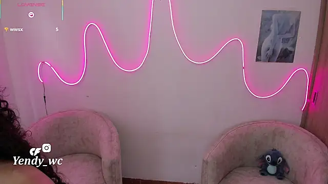 yendywc live sex cam